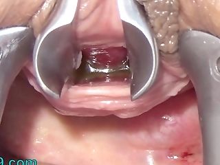 Matures Wifey Masturbate Peehole With Brush And Chain Into Urethra