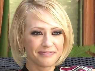 Blonde Wifey Kagney Linn Karter Loves Getting Fucked On The Vacation
