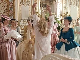 Marie Antoinette (2006) Kirsten Dunst